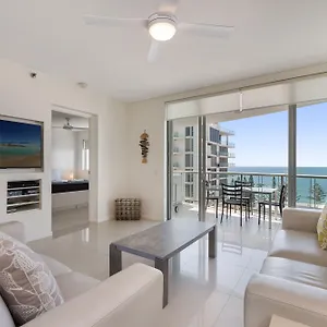 https://seamark-on-first.queenslandhotels.net